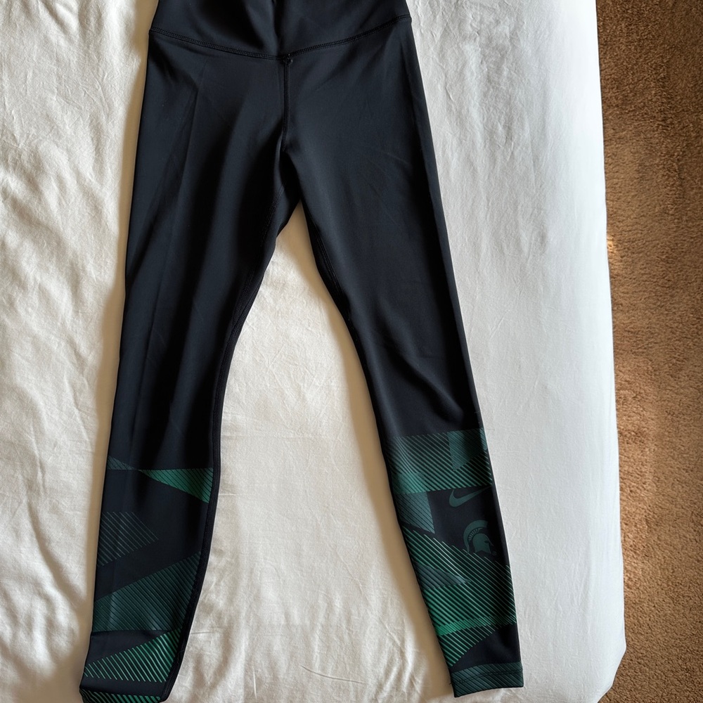 Black Nike Michigan State University Leggings
